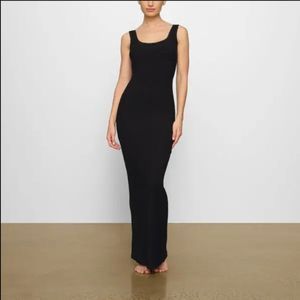 NWT SKIMS Soft Lounge Lace Scoop Neck Dress in Onyx Size Medium